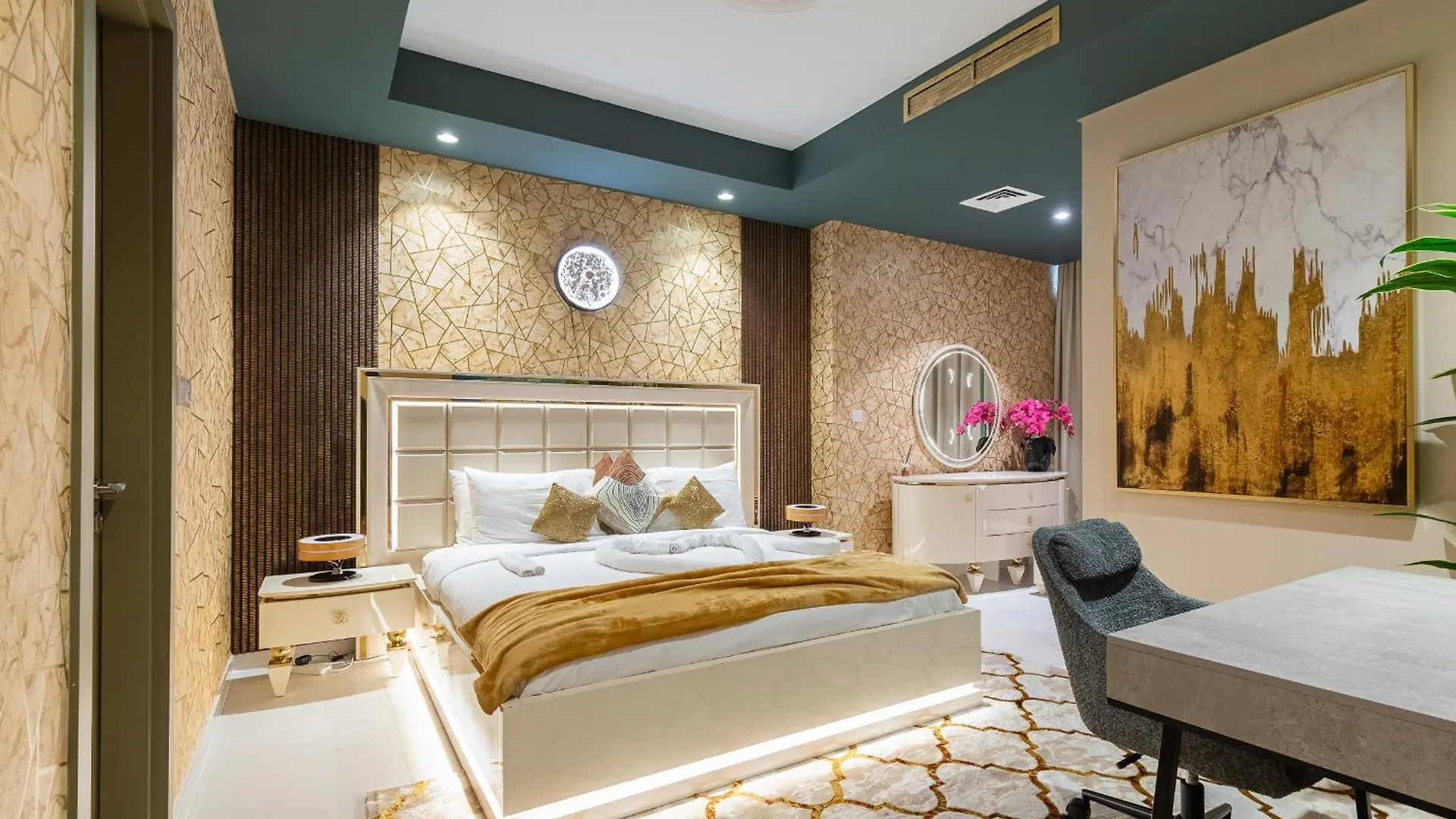 Apartment Full Burj Khalifa View Lux 2Bedroom With Rooftop Pool Central Location In Paramount Hotel Midtown Dubai