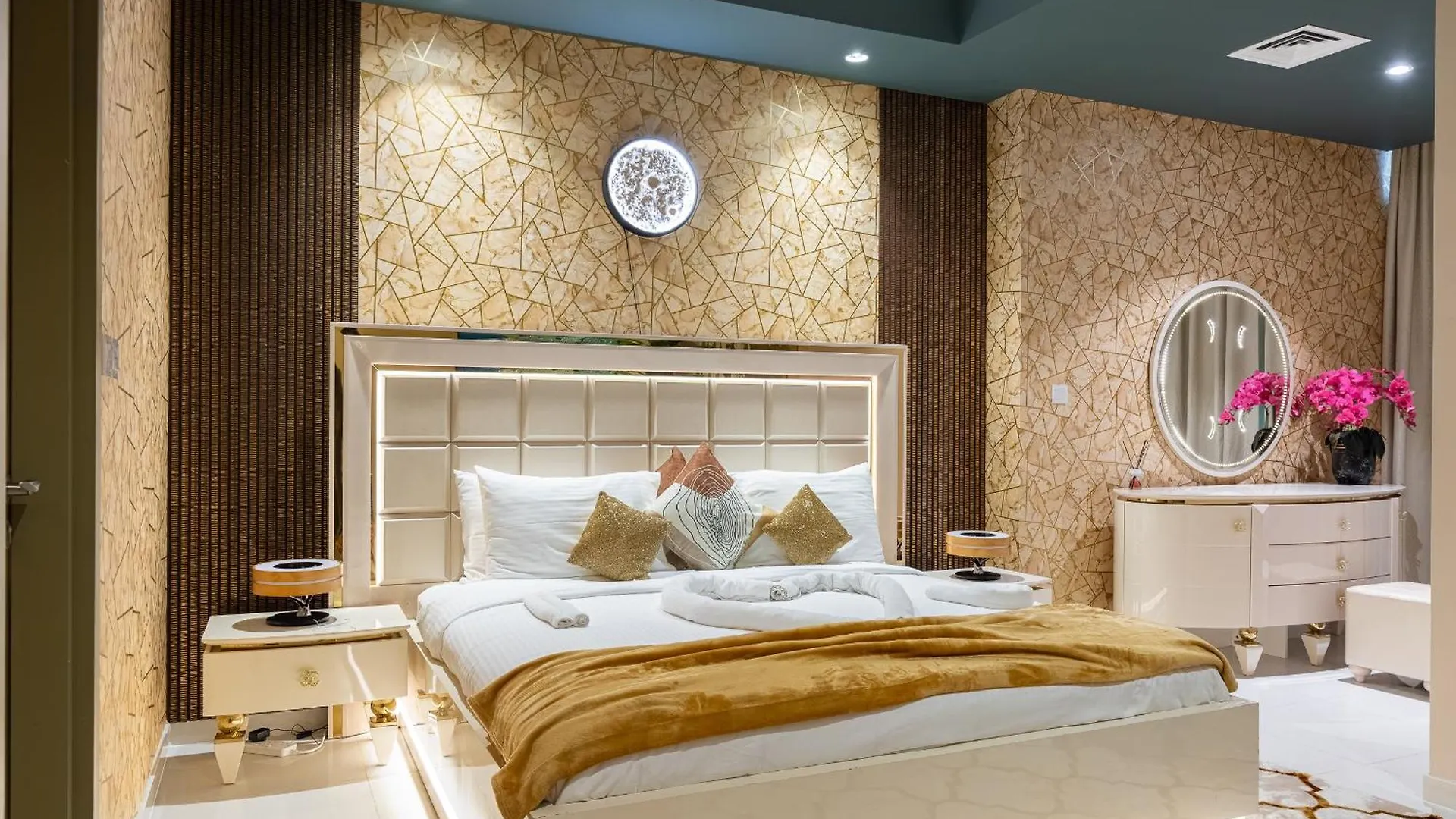 Апартаменты Full Burj Khalifa View Lux 2Bedroom With Rooftop Pool Central Location In Paramount Hotel Midtown Дубай ОАЭ
